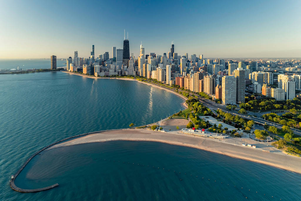 Chicago Vs. NYC: 5 Reasons Not To Sleep On The Second City