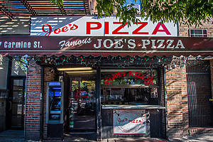 Exterior of Joe’s Pizza
