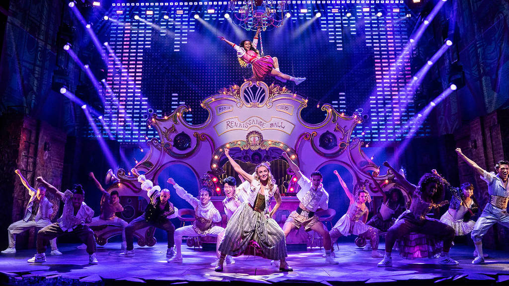 A Guide To All The Current Broadway Shows In NYC This Fall