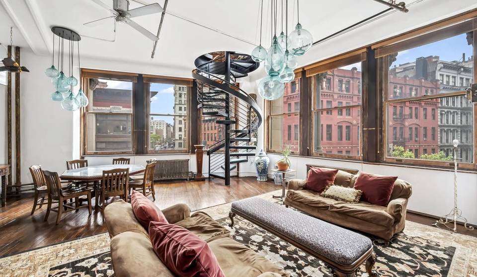 The NYC Apartment Photographed In Taylor Swift’s ‘1989’ Album Polaroids Is For Sale
